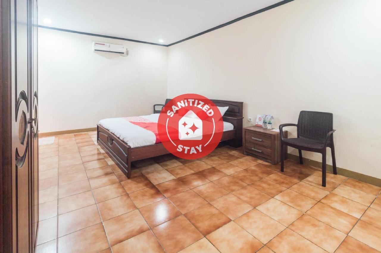Oyo 1688 Collin Beach Hotel Ambon Eksteriør billede