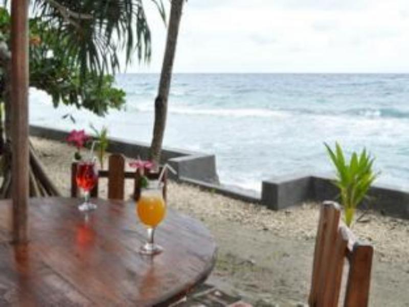 Oyo 1688 Collin Beach Hotel Ambon Eksteriør billede
